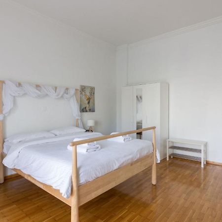 Classic Apartment For 4 People A Афіни Екстер'єр фото